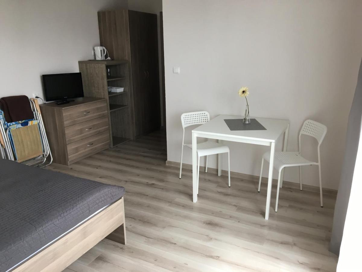 Emada- Pokoje Goscinne I Studia Ostrowo  Dış mekan fotoğraf
